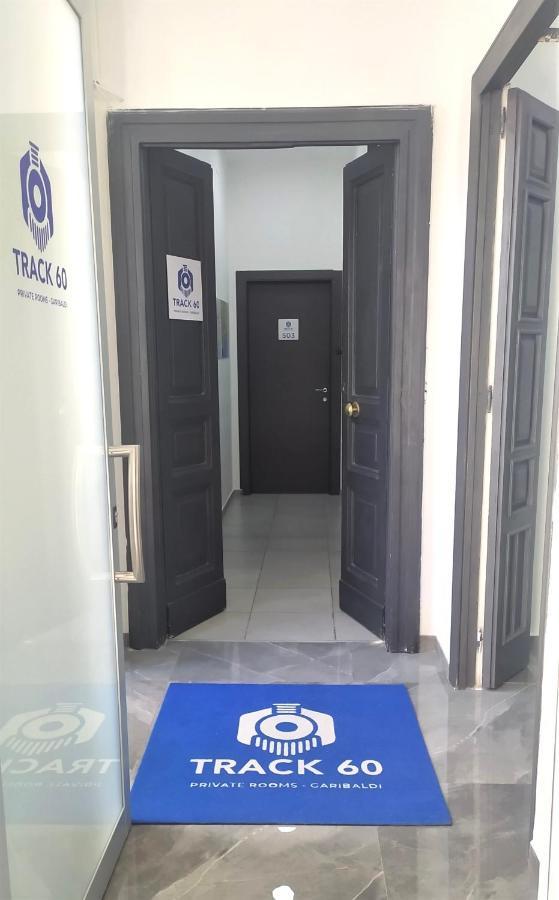 Track 60 - Private Rooms Garibaldi Neapel Exterior foto